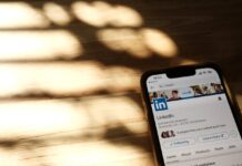 linkedin home screen